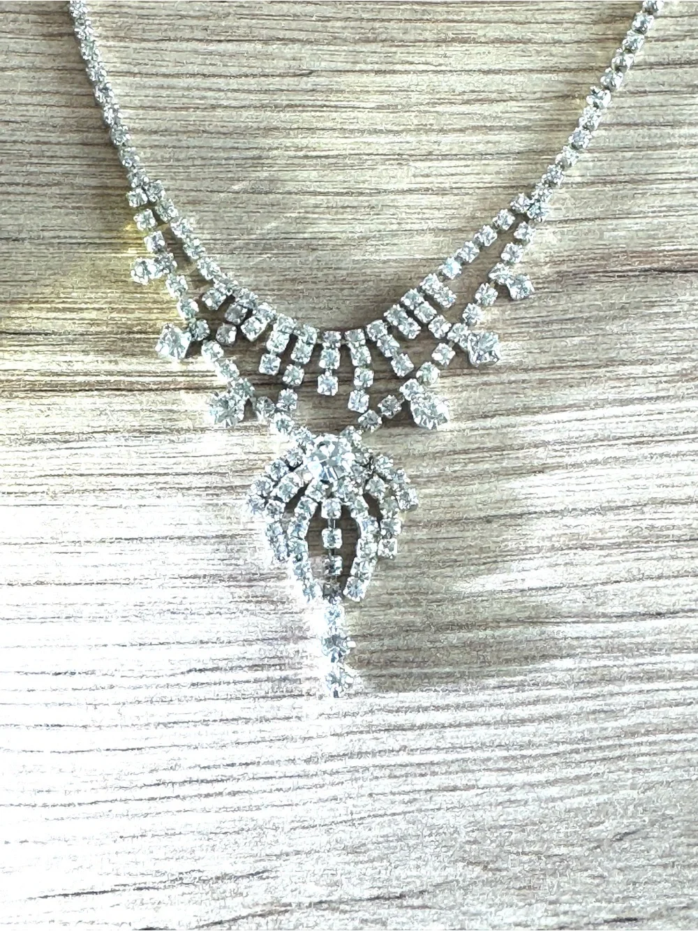Elegant Silver-Tone Crystal Statement Necklace - Sparkling White